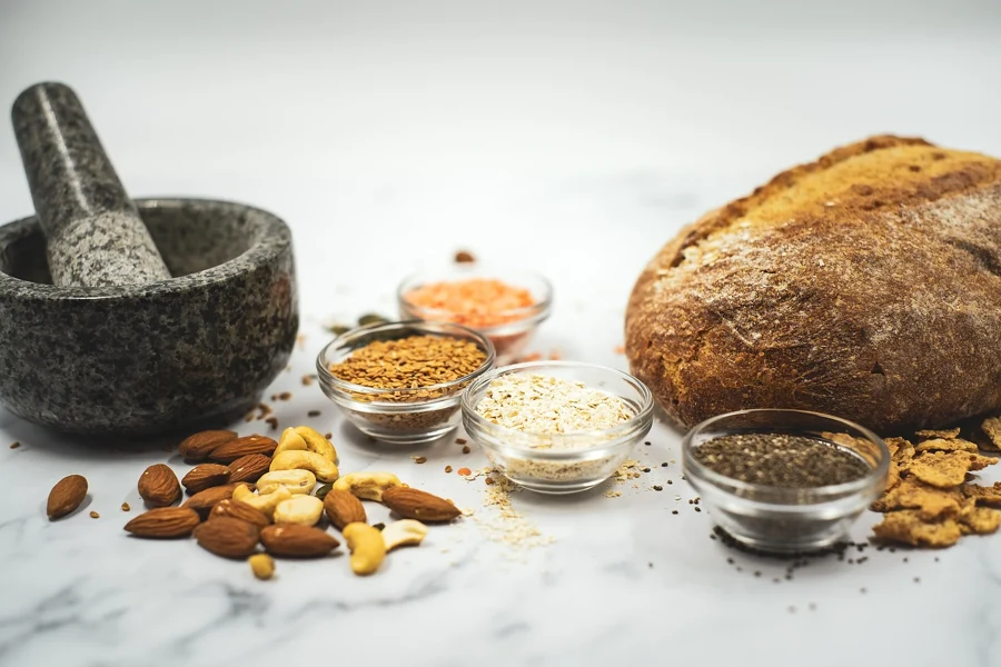 Bol de lentilles, pois chiches et haricots secs