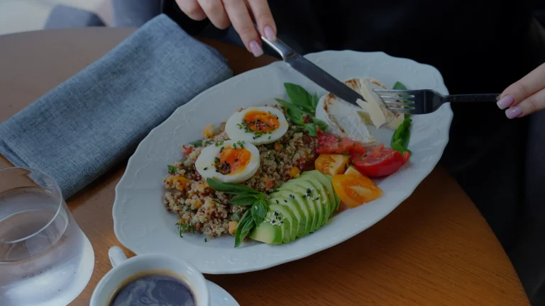 Rééquilibrage alimentaire : les repères à viser par semaine