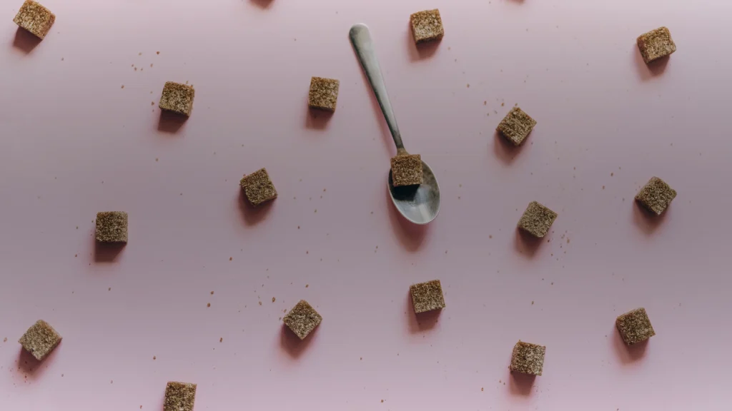 Combien de sucre par jour : repères en grammes et morceaux